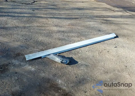 2020 Chrysler 300 Touring L Awd z USA, uszkodzony, nr VIN 2C3CCARG0LH250174